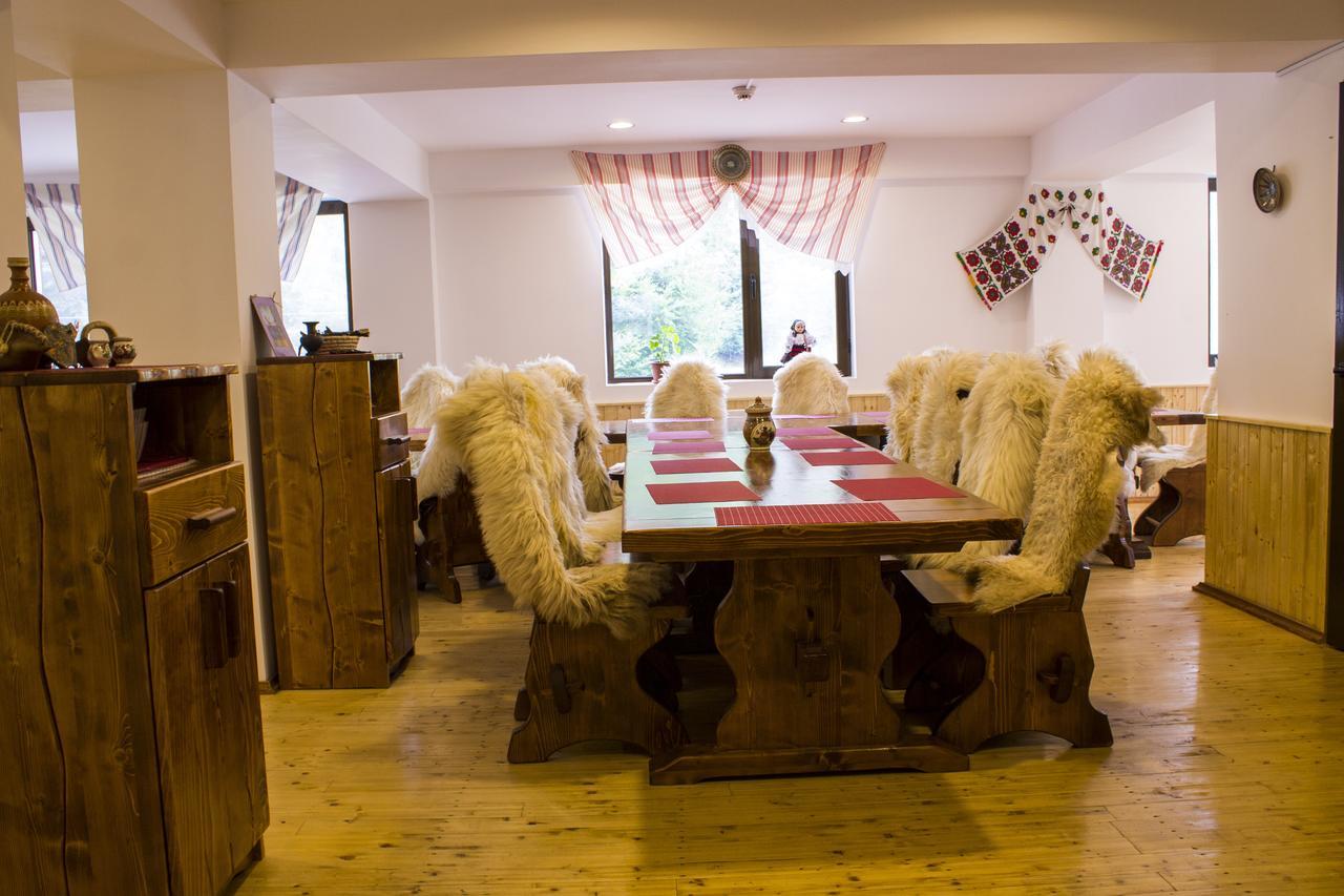 Cabana Barlogul Lupilor Villa Berevoesti Luaran gambar