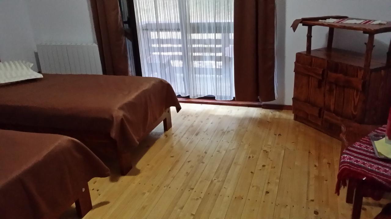 Cabana Barlogul Lupilor Villa Berevoesti Luaran gambar
