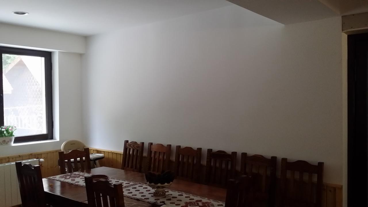 Cabana Barlogul Lupilor Villa Berevoesti Luaran gambar