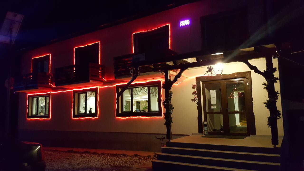 Cabana Barlogul Lupilor Villa Berevoesti Luaran gambar